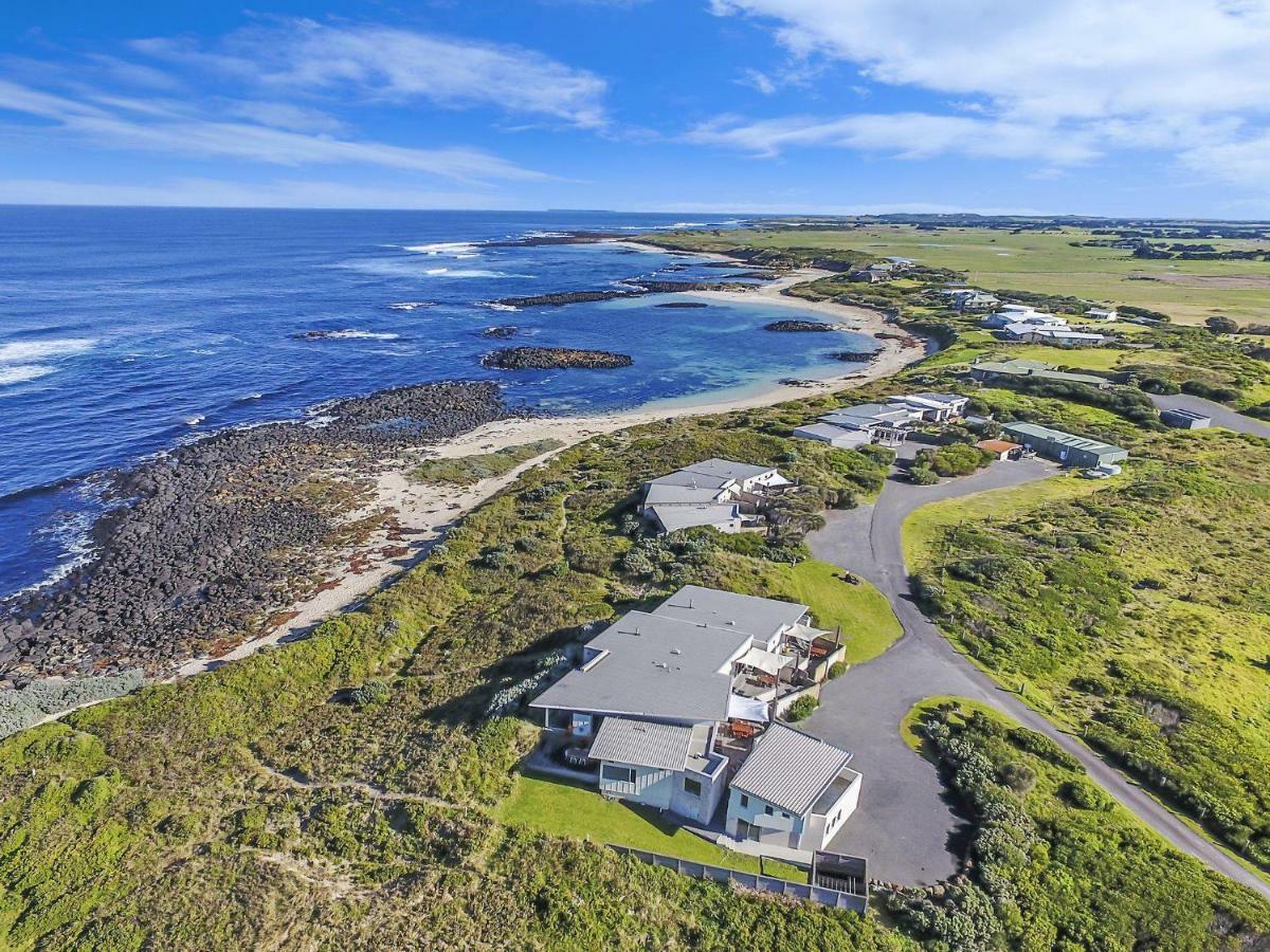 Hearns Beachside Villa 2 Port Fairy Exterior foto