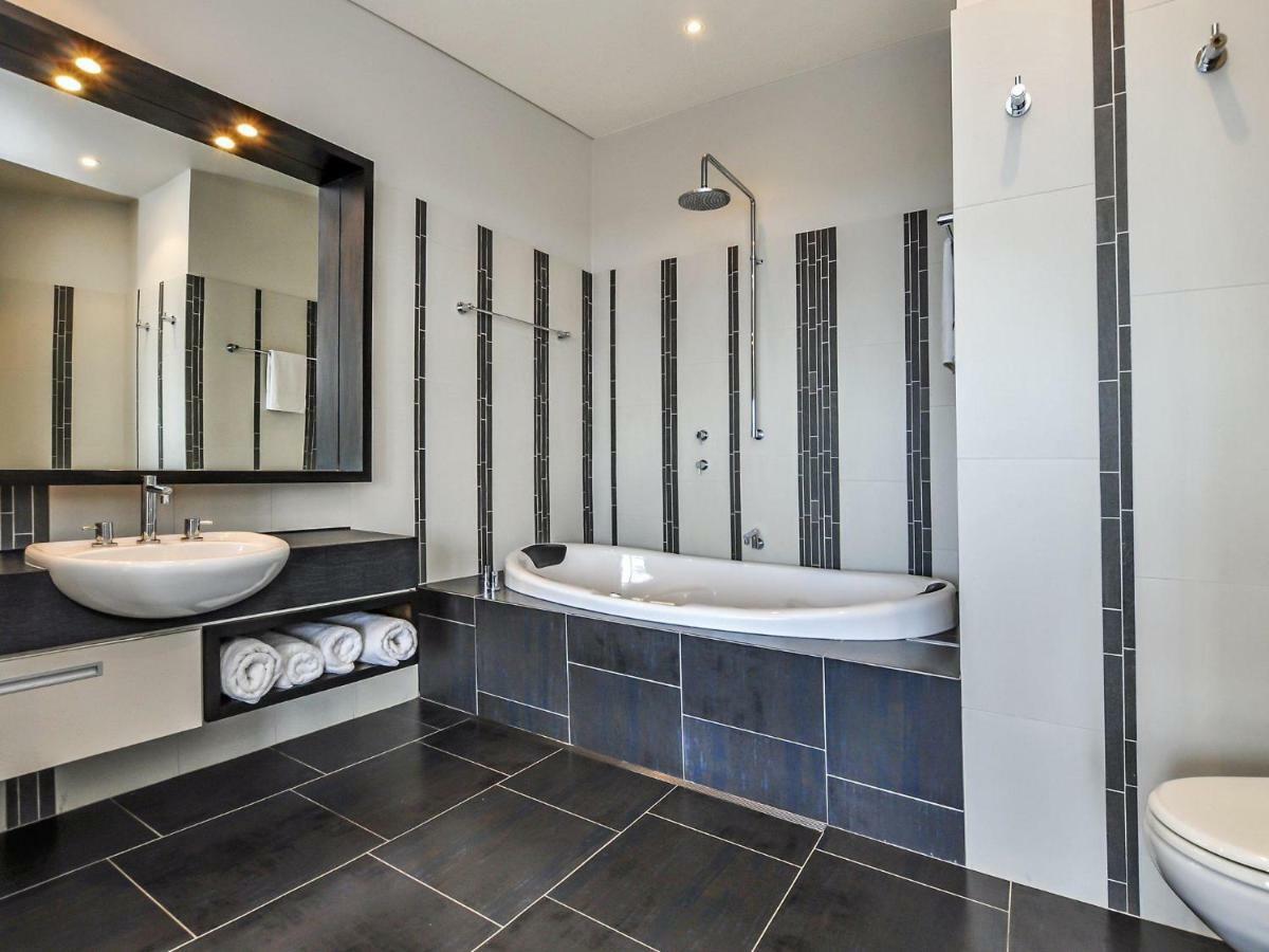 Hearns Beachside Villa 2 Port Fairy Exterior foto